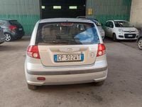 Usata Hyundai Getz 66 CV (48 kW) 2004 Grigio Utilitaria