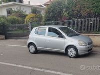 Usata Toyota Yaris 2002 Grigio Utilitaria