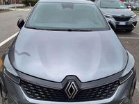 Usata Renault Clio V Techno 91 CV (66 kW) 2024 Grigio Berlina