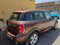 Usata Mini One Countryman 98 CV (72 kW) 2015 Marrone SUV
