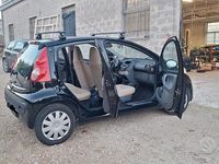 Usata Peugeot 107 2006 Nero Utilitaria