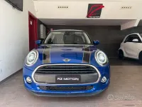 Usata Mini ONE 75 CV (55 kW) 2020 Blu Utilitaria
