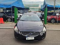 Usata Volvo V60 Summum 163 CV (119 kW) 2011 Nero Station wagon