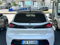 Usata Peugeot 208 GT-line 102 CV (75 kW) 2020 Bianco Utilitaria