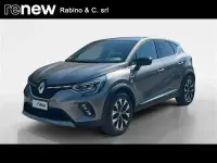 Usata Renault Captur Techno 145 CV (106 kW) 2023 Grigio scuro SUV