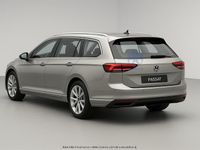 Usata VW Passat Elegance 150 CV (110 kW) 2025 Grigio Station wagon
