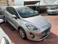 Usata Ford Fiesta Titanium 125 CV (91 kW) 2021 Grigio Utilitaria