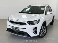 Usata Kia Stonic Urban 79 CV (58 kW) 2024 Bianco SUV