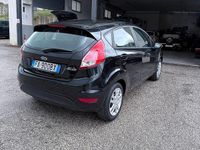 Usata Ford Fiesta 59 CV (43 kW) 2015 Nero Utilitaria