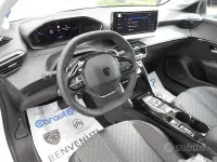 Nuova Peugeot 208 Allure 101 CV (74 kW) 2025 Bluazzurro Utilitaria