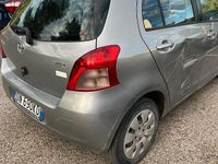 Usata Toyota Yaris 75 CV (55 kW) 2008 Bianco Berlina
