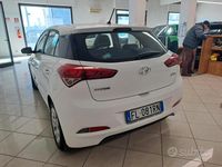 Usata Hyundai i20 Classic 84 CV (61 kW) 2017 Bianco Berlina