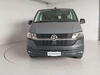 Usata VW Caravelle Trendline 150 CV (110 kW) 2023 Grigio Furgone