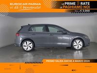 Usata VW Golf VIII Style 150 CV (110 kW) 2025 Dolphin grey metallizzato Berlina