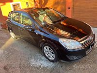 Usata Opel Astra Cosmo 101 CV (74 kW) 2007 Nero Berlina