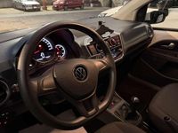 Usata VW up! Move 65 CV (47 kW) 2022 Bianco Utilitaria