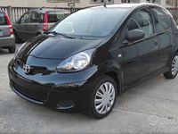 Usata Toyota Aygo 68 CV (50 kW) 2012 Nero Utilitaria