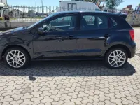 Usata VW Polo Trendline 75 CV (55 kW) 2014 Nero metallizzato Berlina