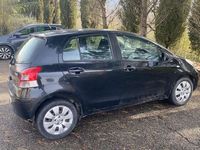 usata Toyota Yaris 5p 1.3