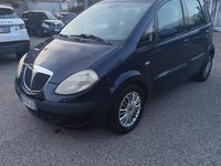 Usata Lancia Musa 90 CV (66 kW) 2007 Blu Monovolume