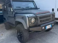 Usata Land Rover Defender 122 CV (89 kW) 2006 Nero Station wagon