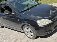 Usata Opel Corsa 69 CV (50 kW) 2005 Nero Utilitaria