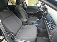 Usata VW T-Roc 150 CV (110 kW) 2000 Nero SUV