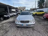 Usata Mercedes E270 Avantgarde 176 CV (129 kW) 2004 Grigio Station wagon