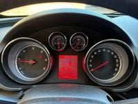 Usata Opel Insignia 160 CV (117 kW) 2013 Grigio Station wagon