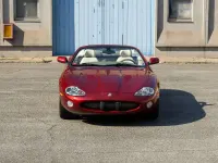 Usata Jaguar XKR 363 CV (266 kW) 2002 Carnival red Cabrio