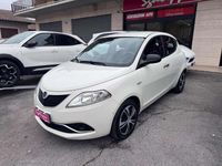 Usata Lancia Ypsilon Silver 69 CV (50 kW) 2016 Bianco Utilitaria