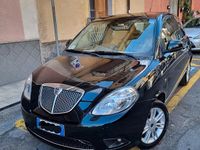 Usata Lancia Ypsilon 75 CV (55 kW) 2010 Nero Utilitaria
