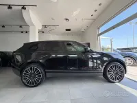Usata Land Rover Range Rover Velar R-Dynamic 241 CV (177 kW) 2019 Nero SUV