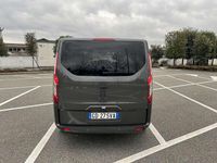 Usata Ford Tourneo Custom 185 CV (136 kW) 2021 Grigio Furgone
