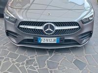 Usata Mercedes B200 2020 Grigio Monovolume