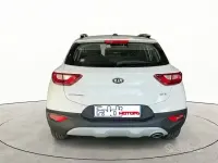 Usata Kia Stonic Urban 84 CV (61 kW) 2021 Bianco SUV