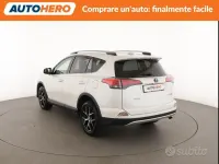 Usata Toyota RAV4 Style 143 CV (105 kW) 2016 Bianco SUV