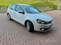 Usata VW Golf VI Highline 105 CV (77 kW) 2010 Bianco Utilitaria