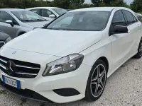 Usata Mercedes A180 Premium 109 CV (80 kW) 2015 Bianco Utilitaria