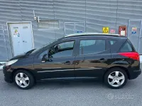 Usata Peugeot 207 92 CV (67 kW) 2013 Nero Station wagon