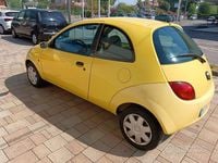 Usata Ford Ka Collection 69 CV (50 kW) 2001 Giallo Utilitaria