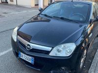 Usata Opel Tigra 90 CV (66 kW) 2007 Nero Cabrio