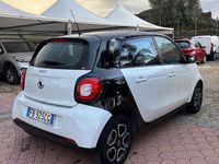 Usata Smart ForFour Prime 71 CV (52 kW) 2016 Bianco Utilitaria