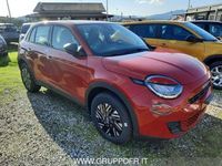Gebraucht Fiat 600 110 PS (80 kW) 2024 Rot SUV