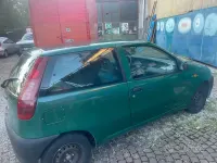 Usata Fiat Punto S 60 CV (44 kW) 1998 Verde Berlina