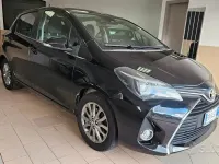 Usata Toyota Yaris Lounge 90 CV (66 kW) 2016 Nero Berlina