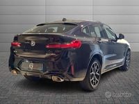 Käytetty BMW X4 M Sport 190 HP (139 kW) 2022 Musta Katumaasturi