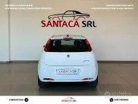 Usata Fiat Grande Punto 77 CV (56 kW) 2009 Bianco Utilitaria