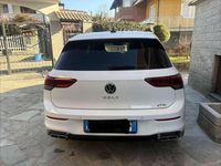 Usata VW Golf VIII R-line 131 CV (96 kW) 2023 Berlina