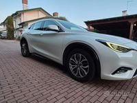 Usata Infiniti Q30 Business Executive 109 CV (80 kW) 2017 Bianco Berlina